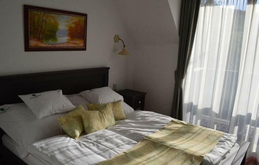 Somhegyi Oereg Harsfak Major Vendeghaz Bed and Breakfast Bakonybél Exteriör bild