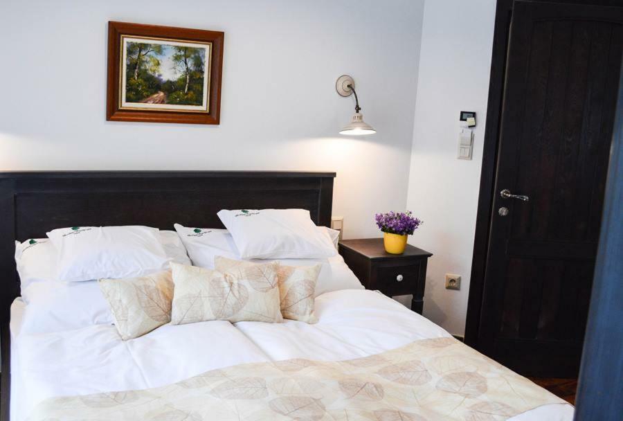Somhegyi Oereg Harsfak Major Vendeghaz Bed and Breakfast Bakonybél Exteriör bild