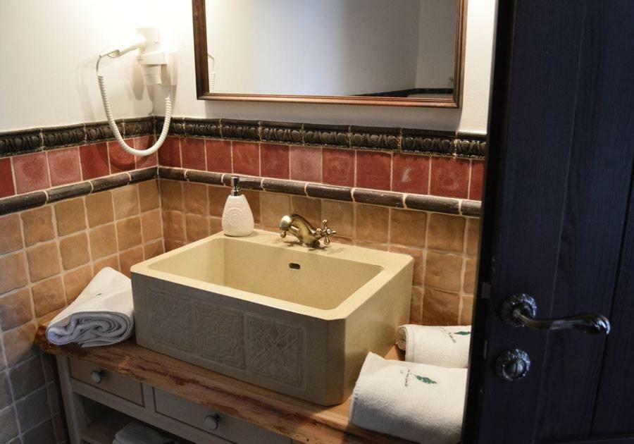 Somhegyi Oereg Harsfak Major Vendeghaz Bed and Breakfast Bakonybél Exteriör bild